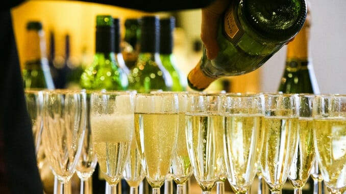 The 10 Best Cheap Prosecco Brands Under $20 (2022)