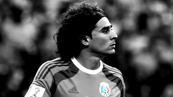 Enjoy Guillermo Ochoa’s Brilliant, One-Handed Save
