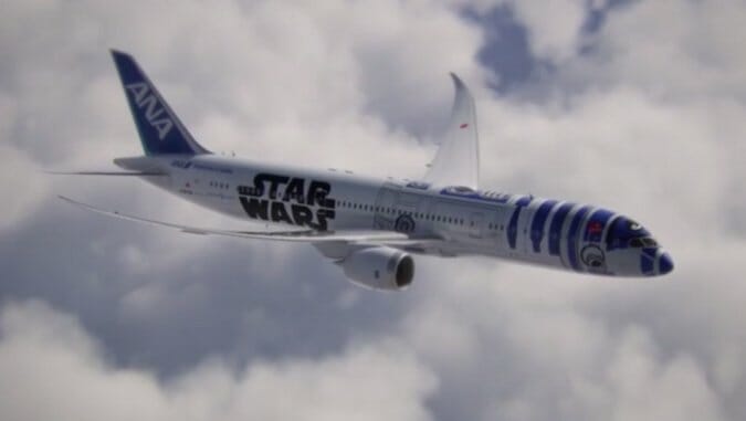 An R2-D2 Star Wars Plane Will Fly the Skies Before the Release of The Force Awakens