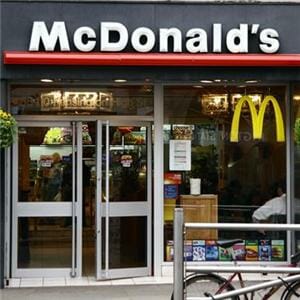Watch a McDonald's Employee Punch an Aggressive Customer