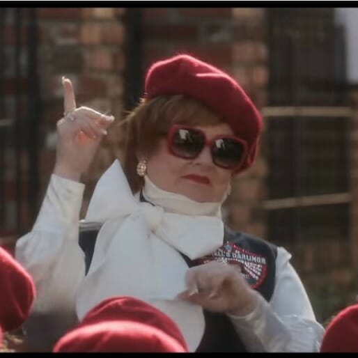 Watch Melissa McCarthy Instigate a Girl Scout Revolution in The Boss Trailer