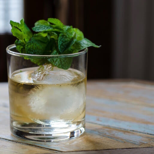 10 Irish Whiskey Cocktails For St. Patrick's Day