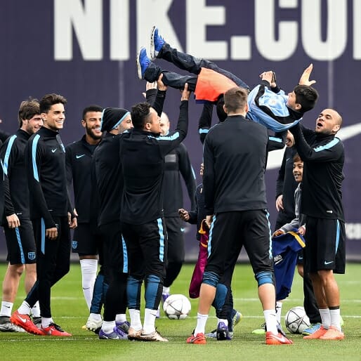 Watch: Kids Invade Barcelona's Training Session & The Players Just Go With It