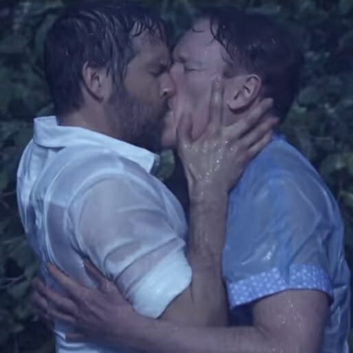 Watch Ryan Reynolds and Conan O'Brien Reenact Kissing Scene From The Notebook