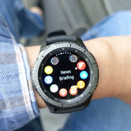 Samsung Gear S3: A Good-Looking Smartwatch That Needs Smarter Software