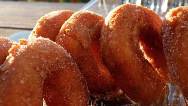 Paste’s Guide to Pairing Donuts and Cider