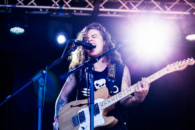 Tash Sultana to release debut Notion EP on Mom + Pop, sells out U.S. tour