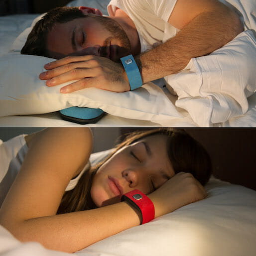 Your Long-Distance Relationship Could Live with These Gadgets and Apps