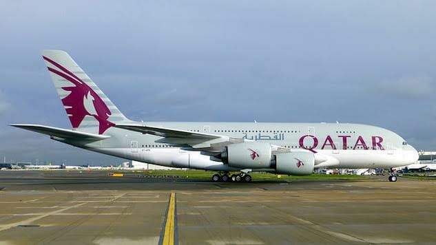 Qatar Airways Offers Free Laptops in Response to Electronics Ban