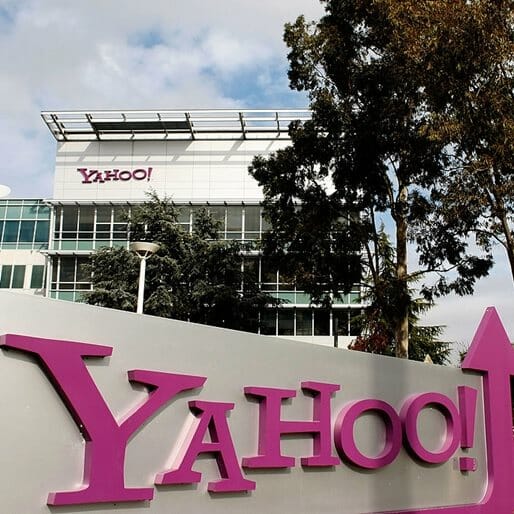 Yahoo Answers: Verizon Eats the Last Part of the Nineties