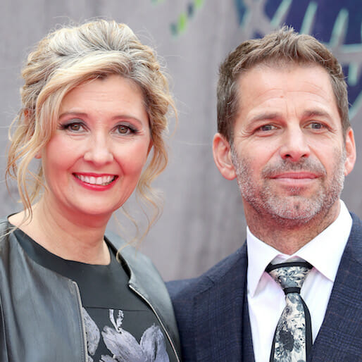 Zack Snyder Steps Down From Justice League to Deal With Family Tragedy