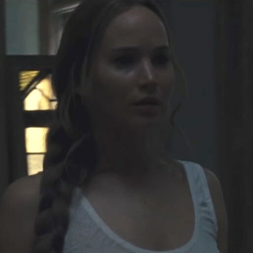 Jennifer Lawrence Stars in Terrifying First mother! Teaser