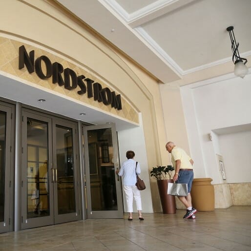 Nordstrom's Newest Store Is Selling Beer and Wine--but no Clothing