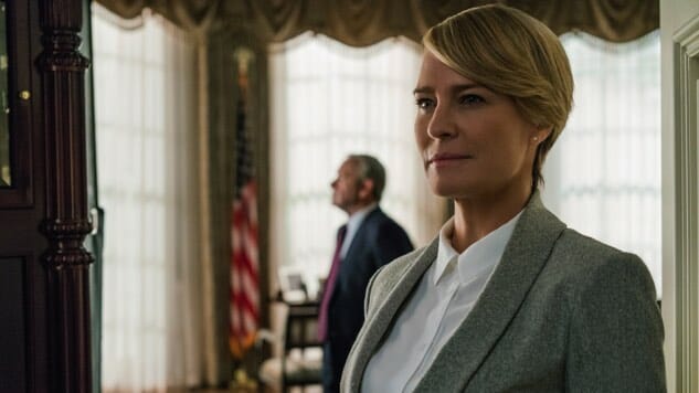 House of Cards Extends Hiatus, Targeting December Return to Production