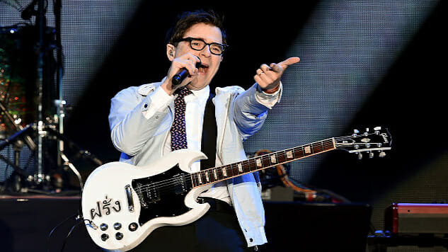 Weezer Respond to Tweets Requesting They Cover Toto’s “Africa” by Covering Toto’s Less-Popular “Rosanna”