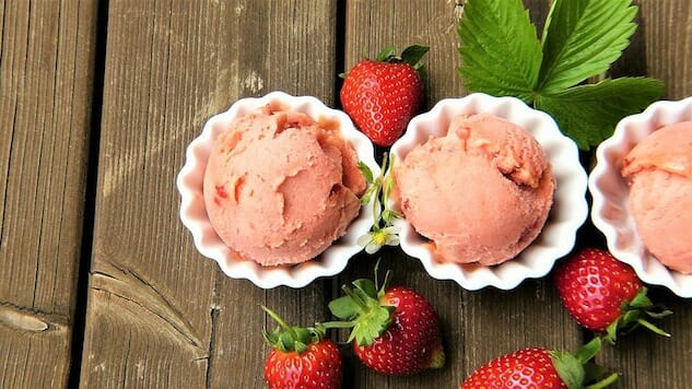 How to Make Rosé Flavored Ice Cream