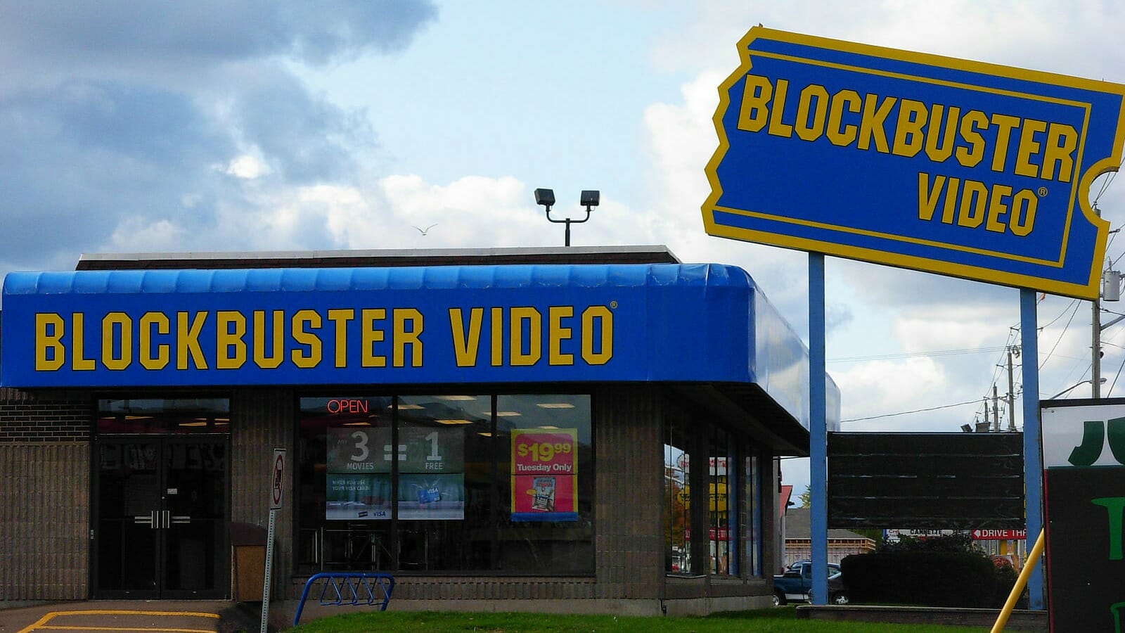 The Last Blockbuster Video in America is Getting Its Own Beer
