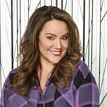 American Housewife's Katy Mixon Marches to the Beat of Her Own Drum