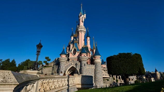 VIDEO! Sleeping Beauty Castle Will Undergo a MAJOR Refurb in Disneyland  Paris