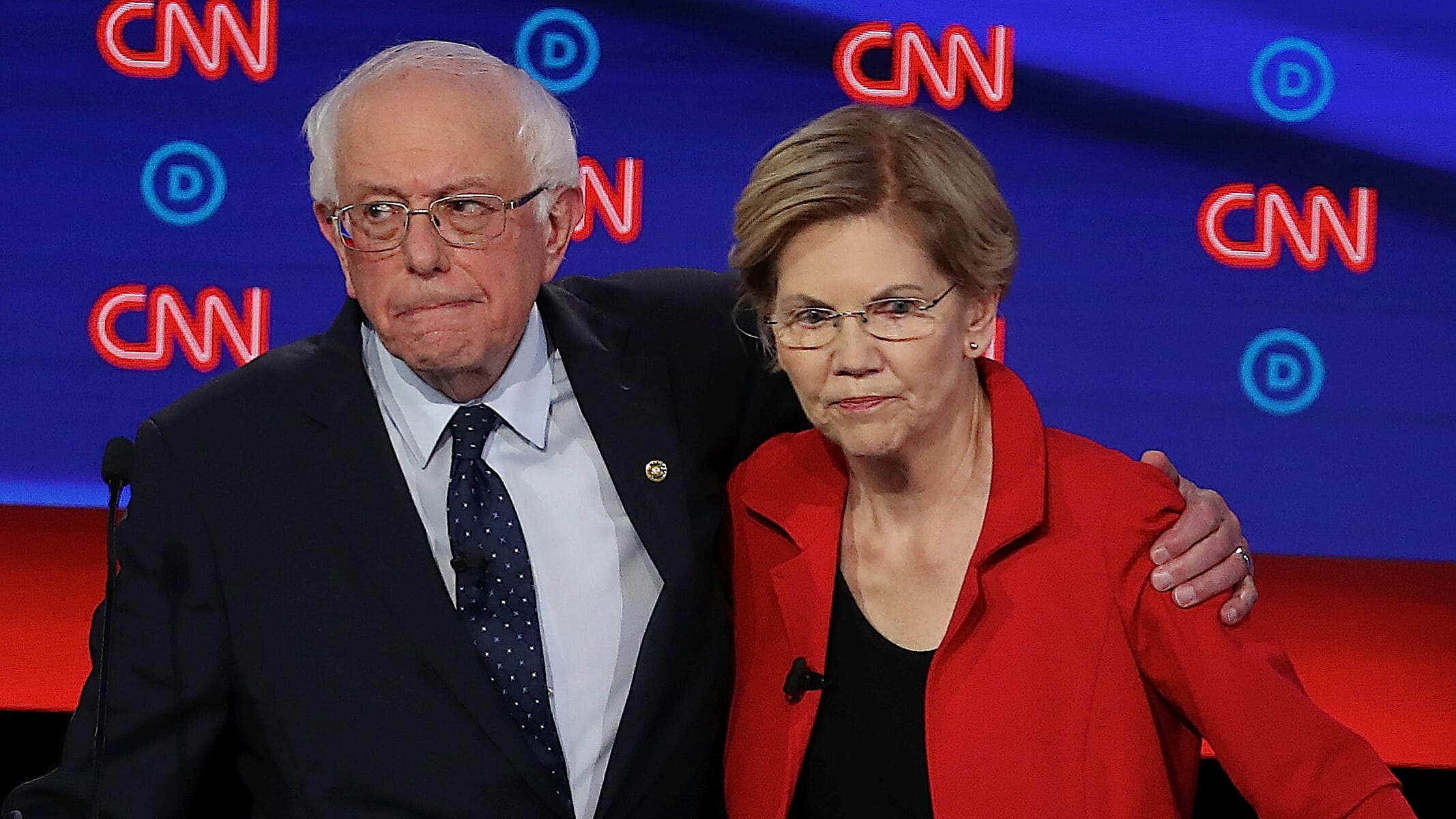 A Nevada Culinary Union Tried to Lay a Trap for Bernie Sanders, and Elizabeth Warren Played Along