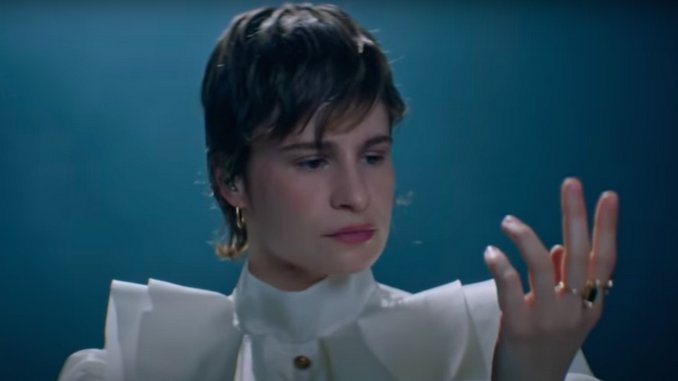 Watch Christine and the Queens Perform “I Disappear in Your Arms” on Fallon