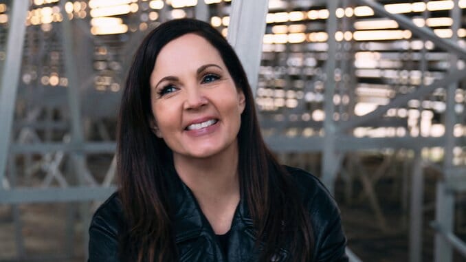 Watch The Video For Lori McKenna’s New Song “Good Fight”