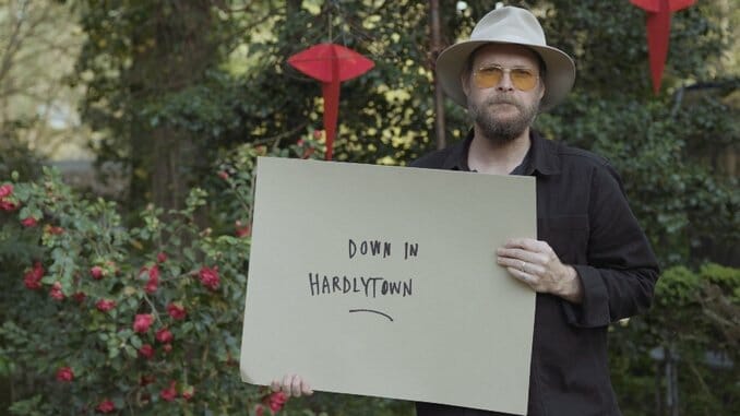 Hiss Golden Messenger Shares Bob Dylan-Inspired Video for New Single “Hardlytown”