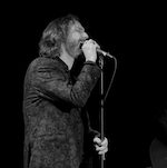 Exclusive: Watch The Black Crowes Perform 