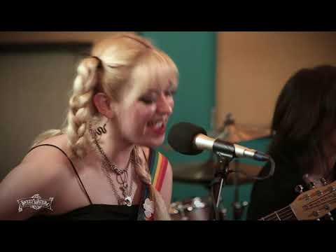 The Aquadolls - Communicationissexy/Idkhow2communicate