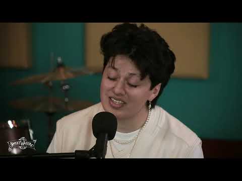 Boy Pablo - Full Session