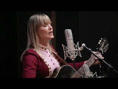 Jill Andrews - Full Session