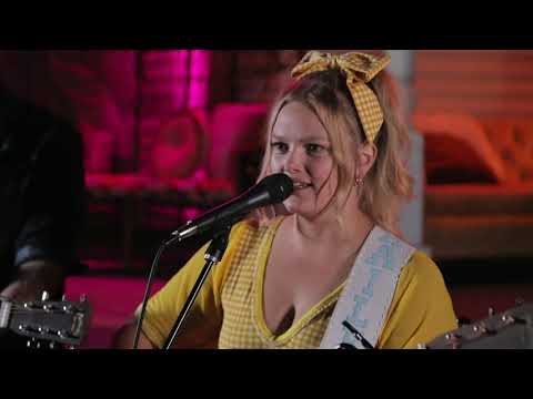 Hailey Whitters - Full Session