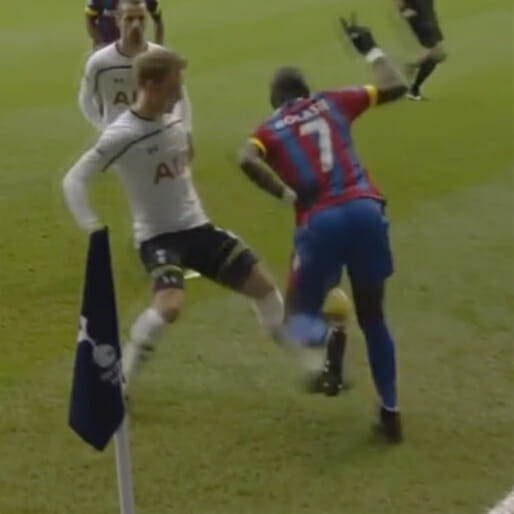 Slo-Mo of Yannick Bolasie Trick Reveals How He Did It