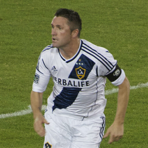 Deliberate or Accidental? Watch Robbie Keane's No-Look Assist for LA Galaxy