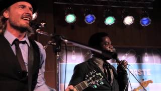 Vintage Trouble - Strike Your Light (Right On Me)