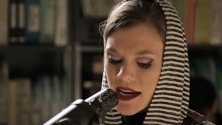 Trixie Whitley - Soft Spoken Words