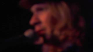 Beck - Think I'm In Love