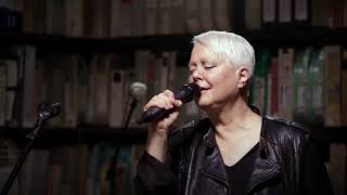 Cindy Wilson - Mystic