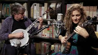 Bela Fleck & Abigail Washburn - Sally in the Garden / Big Country / Molly Put the Kettle On