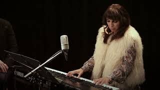Lara Downes and Theo Bleckmann - What Shall We Remember