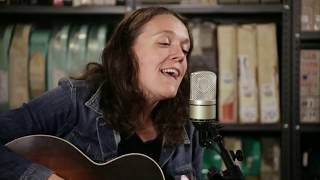 Lucy Wainwright Roche - Full Session