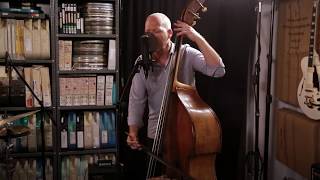 Avishai Cohen Trio - Motherless Child