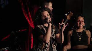 Sammy Rae & The Friends - Flesh & Bone