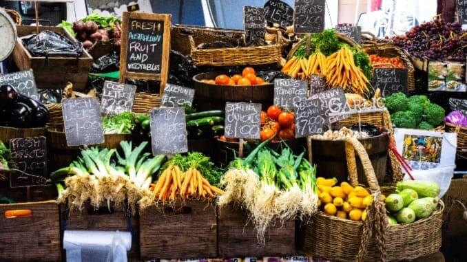 The Essential Farmers Market Shopping Guide
