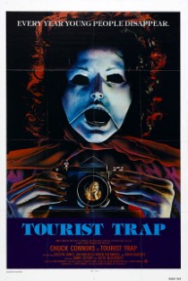 Tourist-Trap-1979-Poster.jpg