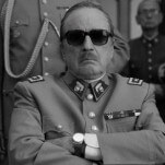 El Conde Is a Stylish but Superficial Vampiric Dictator Fable